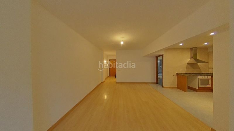 Foto e58c61f6-eb9f-443f-a864-769a06207001. Pis a Peramàs Mataró