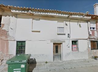 Casa aparellada  Barrio abajo. Solvia inmobiliaria  chalet adosado palacios de riopisuerga