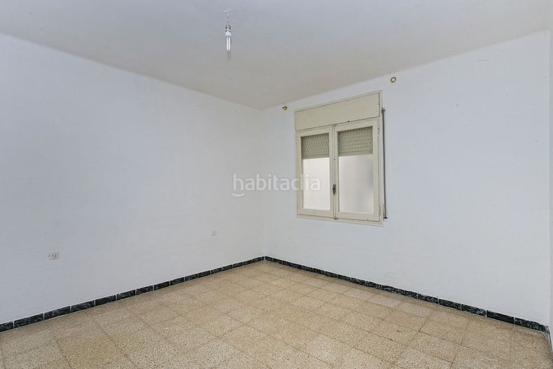 Foto 21b8e6d9-540c-4399-b733-700c9fa4f1c2. Pis a La Maurina Terrassa