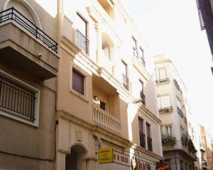 Pis  C/ josé ramos. Solvia inmobiliaria  piso elcheelx