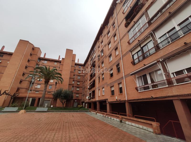 Foto db1c95cf-8e0f-4e7b-b033-71931f55b3f2. Locale commerciale in Campclar Tarragona