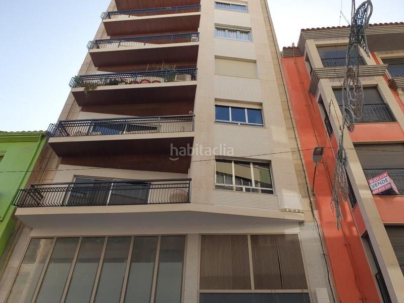 Foto 2b7ec639-4e13-4fc7-a7b7-22738f259540. Locale commerciale in Centro Burriana