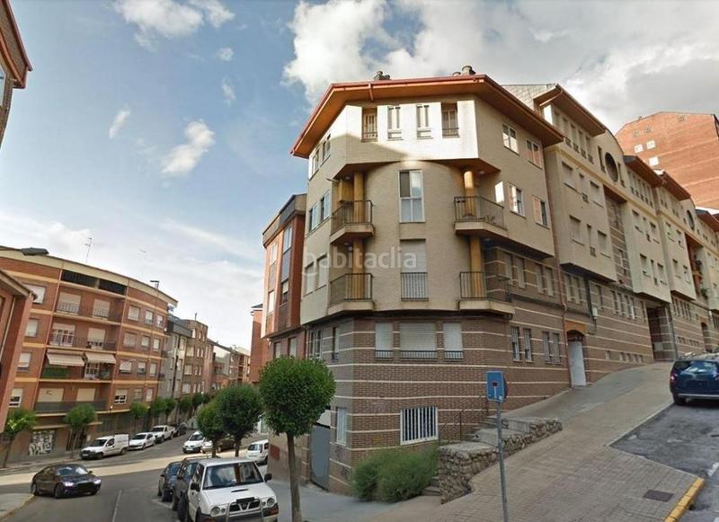 Foto f4e8a43b-eaea-4f15-8570-66ea41b9a4cf. Local commercial dans Zona Alta Ponferrada