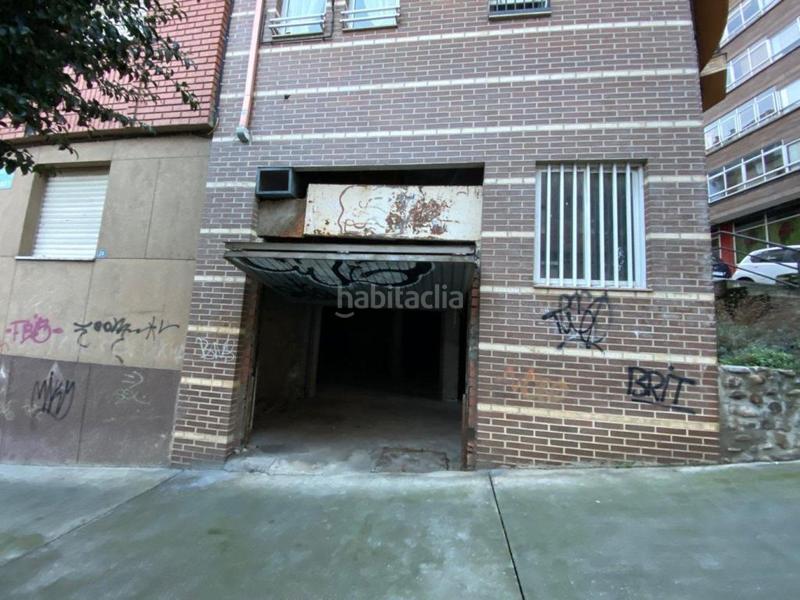 Foto fd70c610-7a36-472e-84f9-f381856de531. Local commercial dans Zona Alta Ponferrada