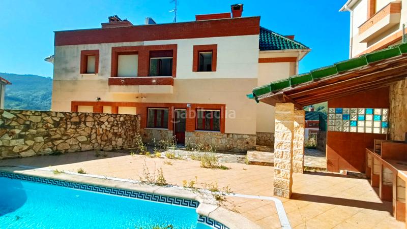 Foto 02bfed06-3360-4cb5-b888-cbecd3cfde3a. Casa aparellada amb calefacció piscina a Otañes-Talledo Castro - Urdiales