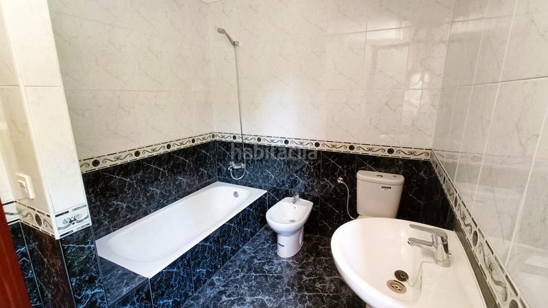 Foto 861492fd-aa51-45da-920a-8313549153d3. Casa aparellada amb calefacció piscina a Otañes-Talledo Castro - Urdiales