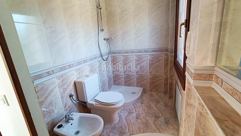 Foto 8a7402d3-0659-4eb7-a6d9-fb1159d13a33. Casa aparellada amb calefacció piscina a Otañes-Talledo Castro - Urdiales