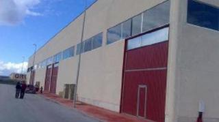 Local commercial  C/ del estanquillo. Solvia inmobiliaria  locales burguillos