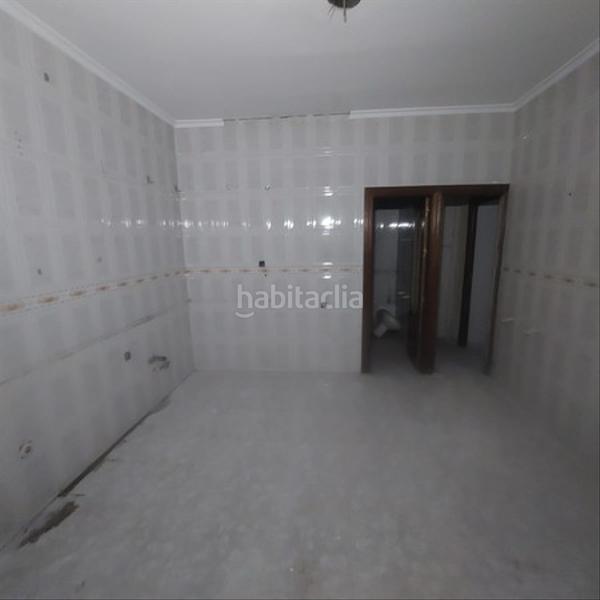 Foto c85145ba-f833-4107-8d6a-17ce49c0a23c. Casa pareada solvia inmobiliaria chalet adosado en Puertollano