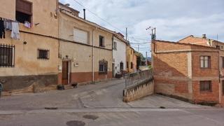 Casa aparellada  Eras. Solvia inmobiliaria  chalet adosado albelda de iregua