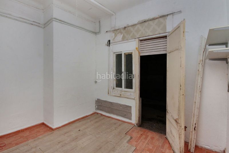 Foto 19e0b0cf-a027-4839-b6ec-358bdfa20f48. Local comercial a La Salut Barcelona