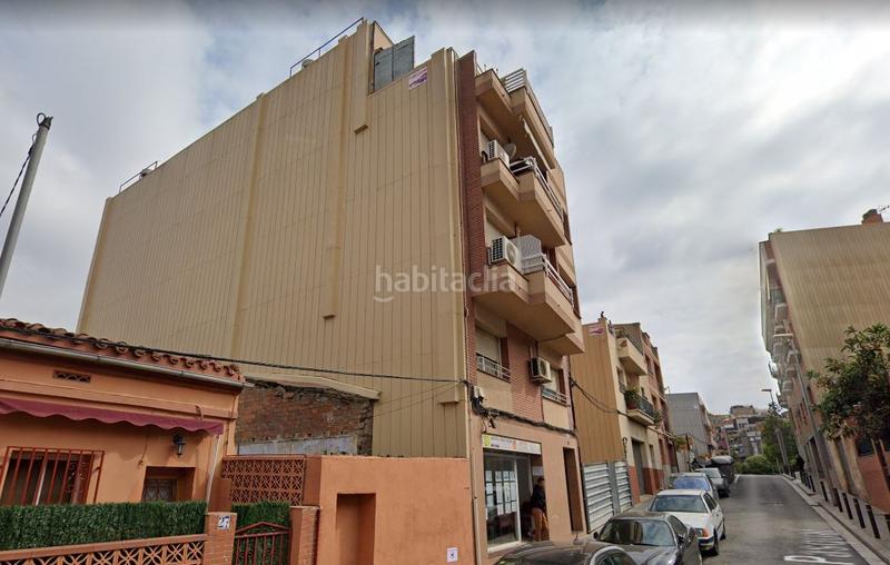 Foto bbf0df9d-8343-45e2-907d-d815b5088437. Flat in Fondo Santa Coloma de Gramenet