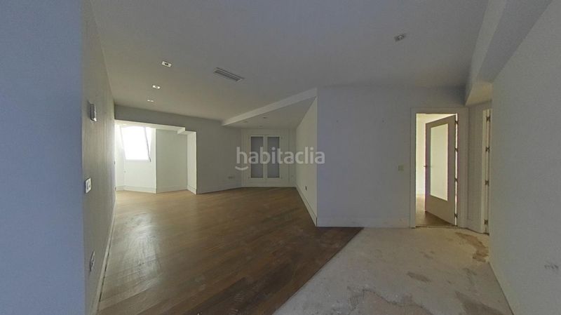 Foto d21a0bd5-ea27-4365-8694-f770444d8f6b. Pis a Mercado Alicante