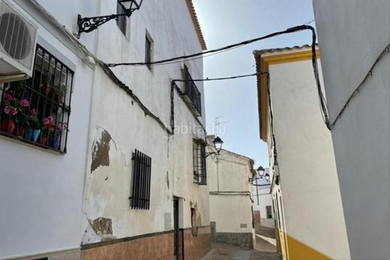 Foto b47d764a-a902-4568-8c34-cce6011fb182. Casa pareada solvia inmobiliaria chalet adosado en Baena