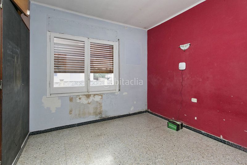 Foto 1e19e1cb-c807-4d41-b39c-e42d556713a2. Xalet amb piscina a Masquefa