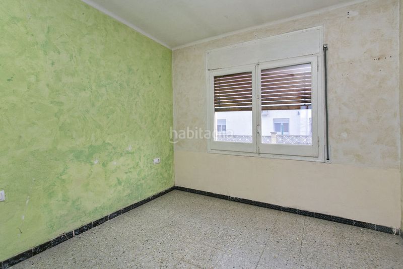 Foto e31f41ee-3a98-44bd-885b-04195557f317. Xalet amb piscina a Masquefa