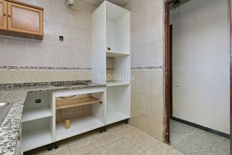 Foto f73d2710-a084-41c9-967f-8fd499db7bc5. Xalet amb piscina a Masquefa