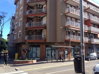 Local commercial  Ntra. sra. dels angels. Solvia inmobiliaria  locales ripollet