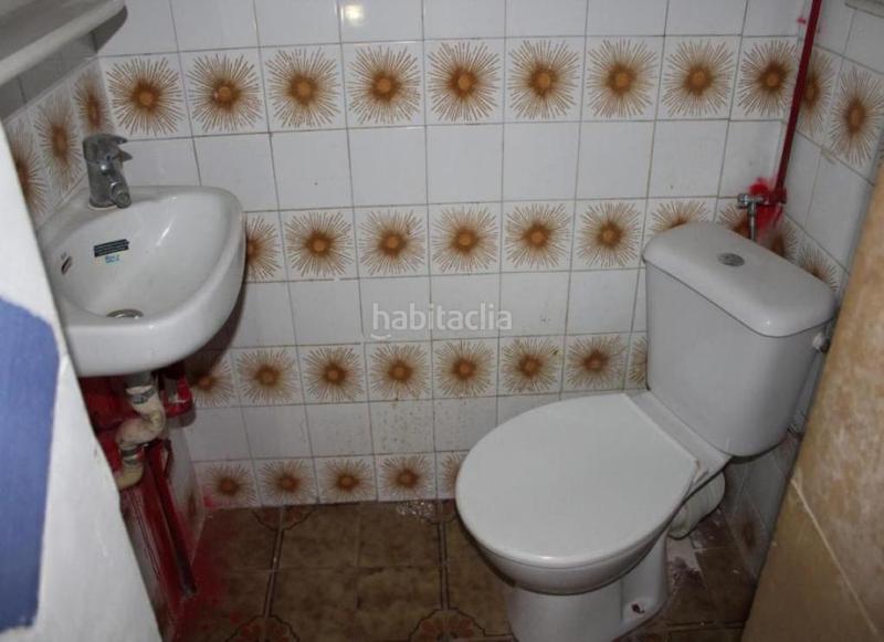 Foto e5690484-bba5-4cca-815e-49750b0623a4. Locale commerciale in Nucli Antic Cunit