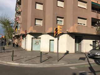 Local commercial  Nuestra señora del carmen. Solvia inmobiliaria  locales sant adrià de besòs