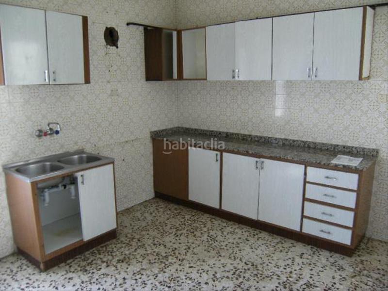 Foto f1bf8ac3-0b1b-4564-a2f8-2f2f3258af4b. Piso solvia inmobiliaria piso en San Benito - Patiño Murcia