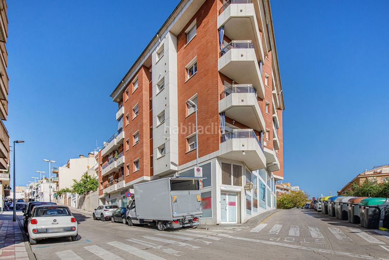 Foto 1ac6e6e3-7ef1-4407-b91d-70c85f6d25b6. Local comercial a Mercat-Mas Moixa Blanes