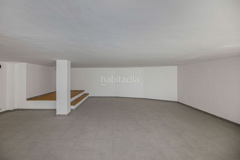 Foto 44eacbed-4d17-4f03-aab0-be2cb3bc5d7c. Local comercial a Mercat-Mas Moixa Blanes