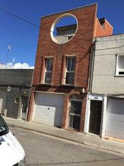 Casa aparellada  Sagunt. Solvia inmobiliaria  chalet adosado sabadell
