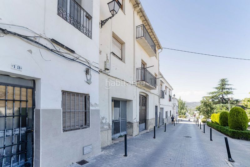 Foto ccf5e596-e13e-460d-9856-e2784c980eba. Casa aparellada a Castalla