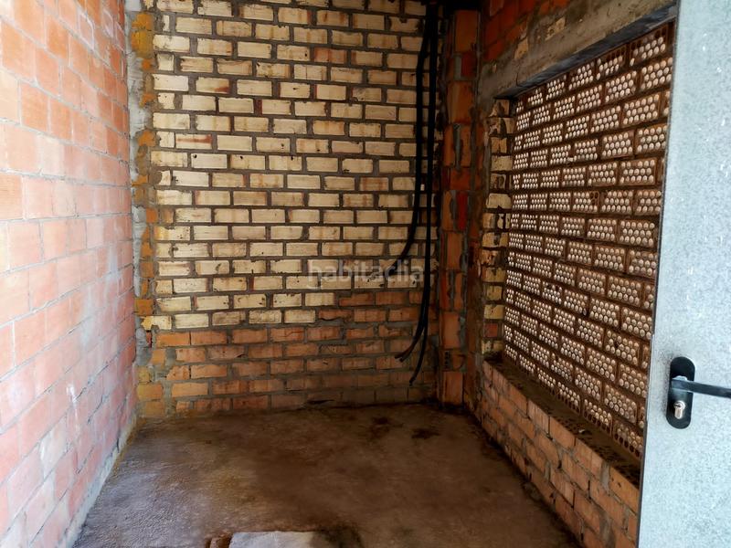 Foto 24a3ea4b-2015-46a8-83d8-9fde3d9d3a37. Locale commerciale in La Banda - Campo de Fútbol Chiclana de la Frontera