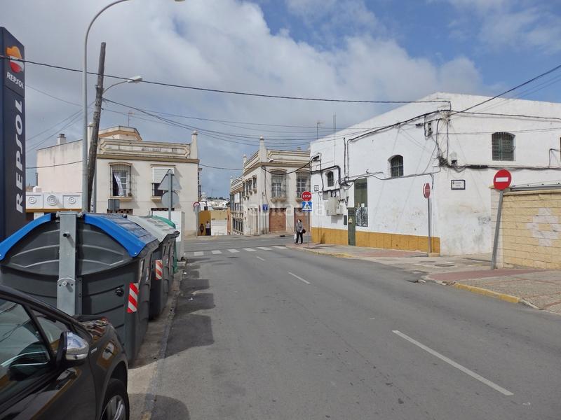 Foto ebf28a5b-7868-4f0f-a1df-2cedef4ee122. Locale commerciale in La Banda - Campo de Fútbol Chiclana de la Frontera