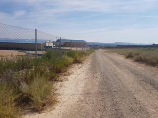 Finca rústica  C/ valpertuna. Solvia inmobiliaria  suelo urbanizable tudela