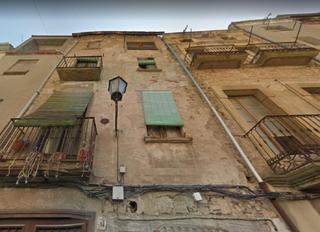 Casa aparellada  Major. Solvia inmobiliaria  chalet adosado cervera
