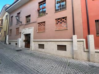 Local Comercial  Derecha al salvador. Solvia inmobiliaria  locales peñafiel
