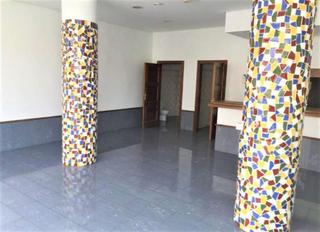 Local Comercial en CAÑIZARES