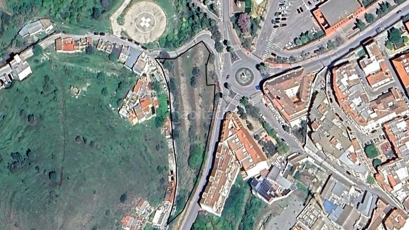 Foto 1b06c1da-9df6-4889-aae3-2c781951b266. Fondo rustico in Coín