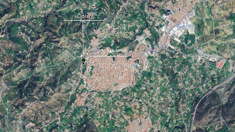 Foto c7f87020-8066-44f5-9771-11615482ae8c. Fondo rustico in Coín