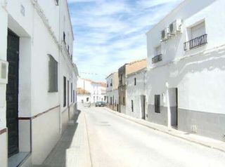 Chalet  C/ cruz. Solvia inmobiliaria  casa usagre