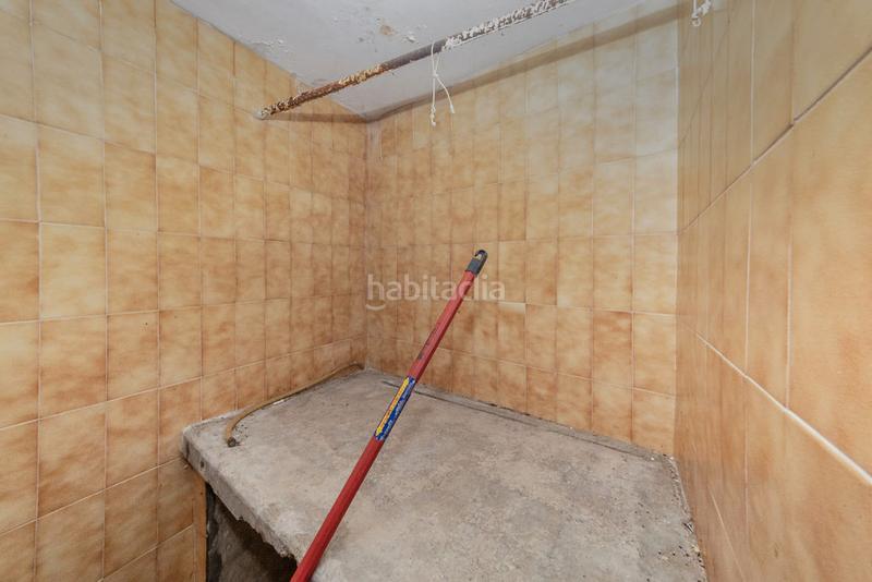 Foto 4306ace4-2e60-4009-b36b-5ff3eeb503e4. Business premise in Cardona