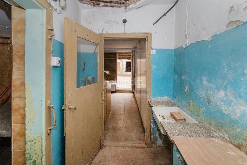 Foto 6467e508-d135-47f5-b9bf-fe6908ce62a9. Business premise in Cardona