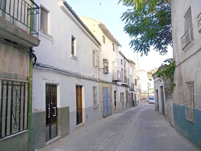 Foto dbaf9b11-1c93-48a2-a2ae-43ba772fe3be. Casa aparellada a Martos
