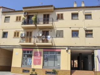 Local Comercial  Lhostal. Solvia inmobiliaria  locales estivella