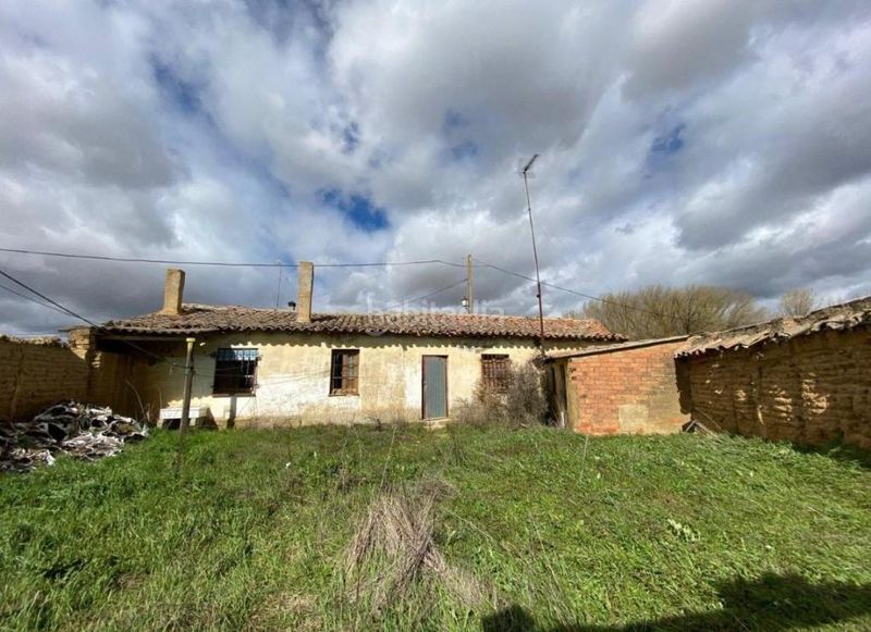 Foto f4d42038-e90c-4abd-bc40-83a186d7f80d. Chalet in Población de Arroyo