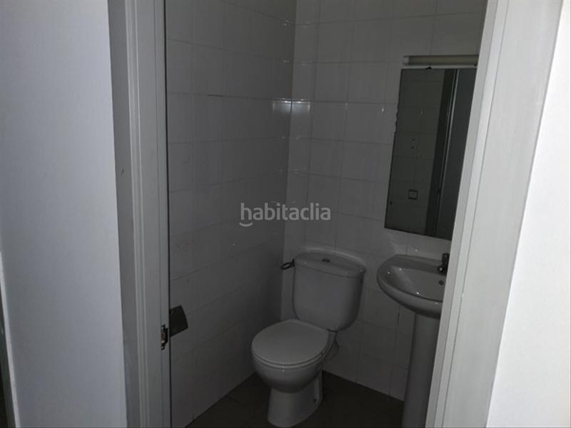 Foto e6a44632-7717-4cbc-853d-e261a73e2fca. Local commercial dans Lledoner Granollers