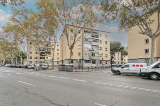 Pis  Av maresme. Solvia inmobiliaria  piso badalona