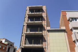 Edifici  C/ ferrer i busquets. Solvia inmobiliaria  en construccion mollerussa
