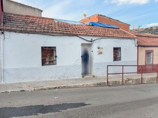 Casa aparellada  C/ callao. Solvia inmobiliaria  chalet adosado puertollano