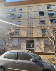 Etagenwohnung  C/ illes canaries. Solvia inmobiliaria  piso hospitalet de llobregat el