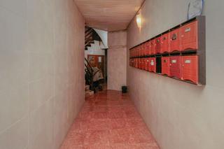 Pis  C/ roviralta. Solvia inmobiliaria  piso santa coloma de gramenet