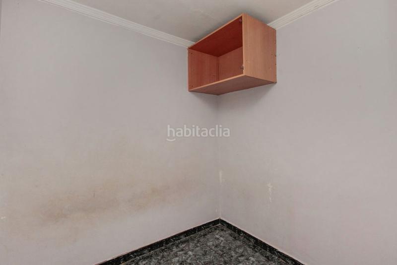 Foto 17a5dcb8-c144-4ee2-8ebe-1f7a1ea3db7c. Flat in Can Mariner Santa Coloma de Gramenet